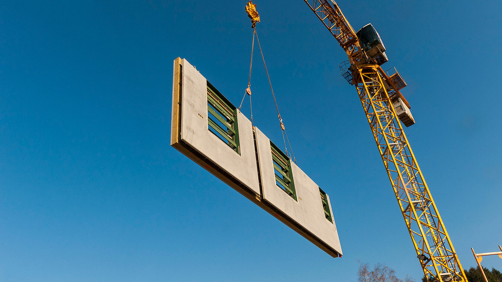 Die Betonwände wurden im Bürkle Betonwerk vorgefertigt.